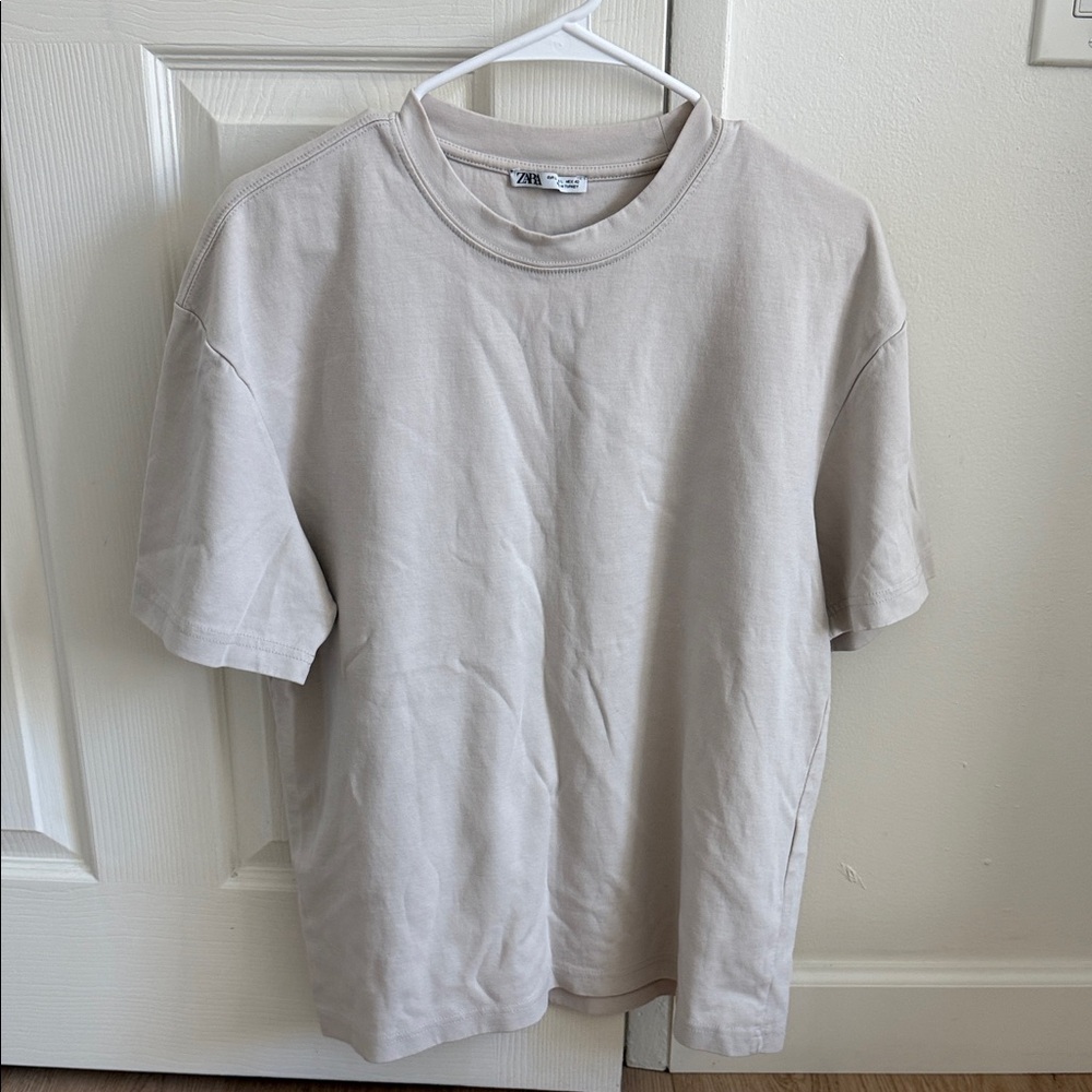 Zara Short-Sleeve Crewneck T-Shirt in Light Taupe